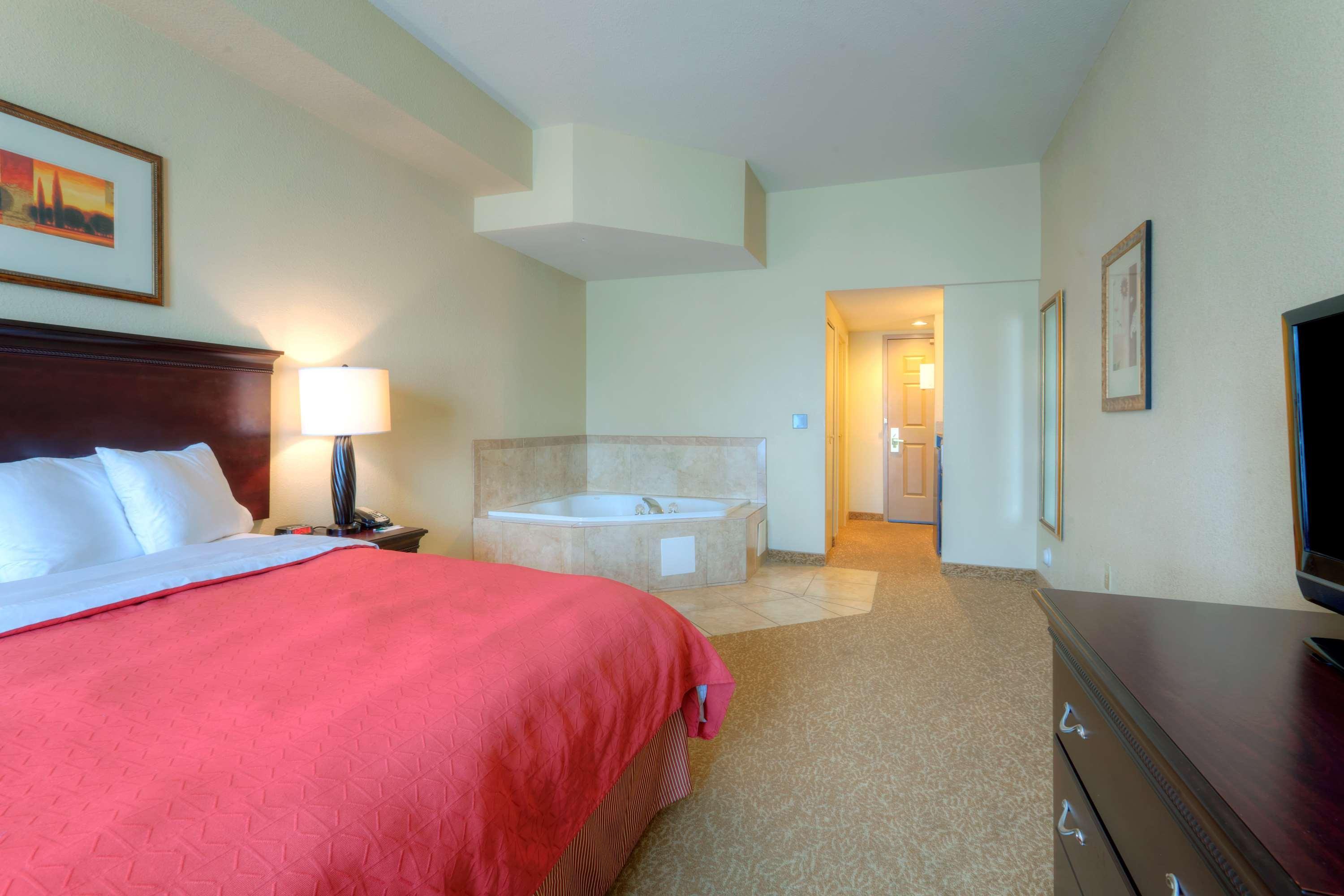 Country Inn & Suites By Radisson, Petersburg, Va Стая снимка